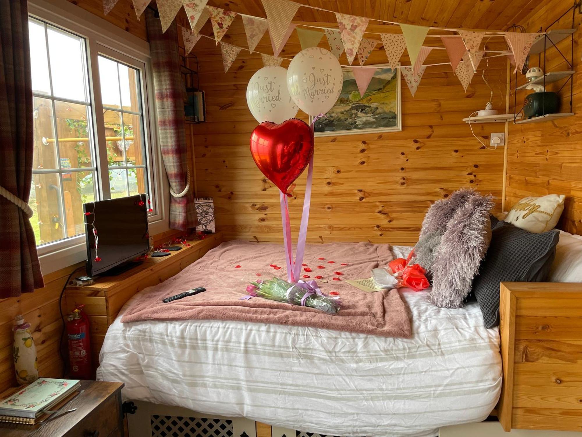 Keepers Shepherd Hut With Hot Tub Chalé *